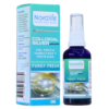 Imagen de un frasco de spray de 50 ml de Coloidal Silver de Novalife, un producto diseñado para mantener la piel fresca, humectada y protegida. La caja presenta un diseño atractivo con información sobre sus beneficios y usos, ideal para el cuidado de la piel. Este producto es parte de la línea Fungy Fresh, que se enfoca en la salud y el bienestar.