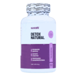 Suplemento Saxofit Detox Natural, diseñado para el soporte hepático y digestivo. Contiene silimarina, conocida por sus propiedades neuroprotectoras. Envase de 60 cápsulas, ideal para quienes buscan un detox natural y mejorar su bienestar general.