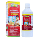 Imagen de un producto natural de Nature's Pharma, que combina totumo, pulmonaria y jengibre en un envase de 500 ml. Este suplemento está diseñado para fortalecer el sistema inmunológico, mejorar la salud respiratoria y aliviar la fiebre y la tos. Su formulación ayuda a combatir inflamaciones y a reducir la congestión mucosa, promoviendo el bienestar general. Ideal para personas que buscan alternativas naturales para el cuidado de la salud.