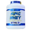 Envase de proteína en polvo King Whey de 5 lb (2.3 kg) con sabor a chocolate. Contiene 69 porciones y 25 g de proteína por porción. Ideal para aumentar la masa muscular y mejorar la recuperación post-entrenamiento. Su fórmula está diseñada para atletas y personas activas que buscan un suplemento de calidad.
