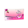 Jabón de rosa mosqueta de la marca Aromma, presentado en una envoltura atractiva de color rosa. Este producto destaca por sus propiedades hidratantes y regeneradoras para la piel, siendo ideal para el cuidado diario. Su fórmula natural ayuda a mejorar la apariencia de la piel, aportando suavidad y luminosidad. Perfecto para quienes buscan un jabón de calidad que combine aroma y beneficios para la dermis.