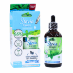 Botella de gotas de stevia Green Life, con un contenido de 120 ml. Este edulcorante natural proporciona hasta 600 dosis y es 0% calorías. Presenta un diseño atractivo, ideal para endulzar bebidas y alimentos sin alterar su sabor. La caja incluye información sobre su uso y beneficios.