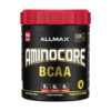 Suplemento de aminoácidos Allmax AminoCore BCAA en sabor piña-mango, presentado en un envase de 300 gramos. Contiene 90 porciones, con 8 g de BCAA por servicio, sin azúcares ni carbohidratos. Ideal para mejorar la recuperación muscular y el rendimiento deportivo. Perfecto para atletas y entusiastas del fitness que buscan optimizar sus entrenamientos.
