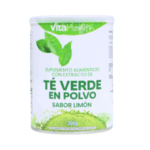 Suplemento alimenticio de té verde en polvo de VitaHealth, con un sabor a limón refrescante. Presentación en envase de 300 gramos, ideal para añadir a batidos, infusiones o como parte de una dieta saludable. Este producto es rico en antioxidantes y beneficioso para el metabolismo. Perfecto para quienes buscan mejorar su bienestar general.