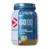 Envase de proteína en polvo Dymatize ISO100 Hydrolyzed, contiene 25 g de proteína por porción, 5,5 g de BCAA y 2,6 g de L-glutamina. Este producto es un aislado de proteína de suero 100% ideal para la recuperación muscular. Presenta un sabor a galleta con chispas de chocolate y ofrece 20 porciones por envase. Perfecto para deportistas y entusiastas del
