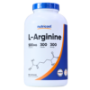 Frasco de L-Arginina de Nutricost, que contiene 500 mg por cápsula. El envase incluye 300 cápsulas, ofreciendo 300 porciones. Este suplemento es conocido por sus beneficios en la salud cardiovascular y el aumento del rendimiento deportivo. Ideal para quienes buscan mejorar su bienestar general y optimizar su entrenamiento físico.