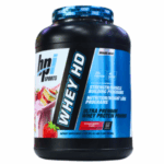 Envase de proteína en polvo Whey HD de BPI Sports. Este producto de alta calidad ofrece 25 gramos de proteína por porción y está diseñado para programas de construcción de músculo y pérdida de peso. Contiene ingredientes premium y es ideal para quienes buscan mejorar su nutrición deportiva. El sabor a fresa lo convierte en una opción deliciosa para batidos y suplementos diarios.