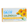 Jabón Bassa de Caléndula en presentación de 90 gramos, diseñado para el tratamiento de pieles enrojecidas y sensibles. Este producto contiene extractos naturales que ayudan a calmar e hidratar la piel, ideal para pieles secas y maltratadas. Perfecto para quienes buscan un cuidado suave y eficaz.
