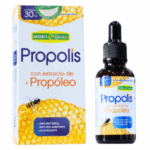 Frasco de extracto de propóleo de Nature's Garden, presentado en un envase de 30 ml. El producto destaca por sus propiedades antibacterianas, antiinflamatorias y cicatrizantes. Ideal para fortalecer el sistema inmunológico y promover la salud general. La imagen muestra el frasco con gotero y su caja, resaltando los beneficios del propóleo.