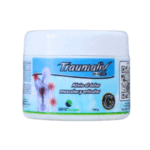 Gel Traumaliv Plus de 100 g, diseñado para el alivio del dolor muscular y articular. Ideal para tratar lesiones, molestias y tensiones, proporcionando una sensación de frescura y bienestar. Formulación efectiva que combina ingredientes naturales para un rápido efecto analgésico. Perfecto para deportistas y personas activas.