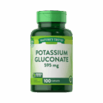 Suplemento de gluconato de potasio de Nature's Truth, con 595 mg por cápsula. Envase de 100 tabletas, diseñado para apoyar la salud cardiovascular y el equilibrio electrolítico. Ideal para quienes buscan un aporte adicional de potasio en su dieta. Producto sin gluten y adecuado para veganos.